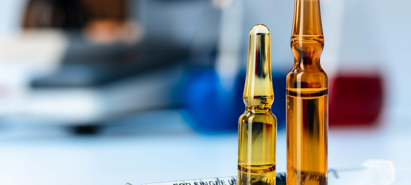 Прививки детям до года